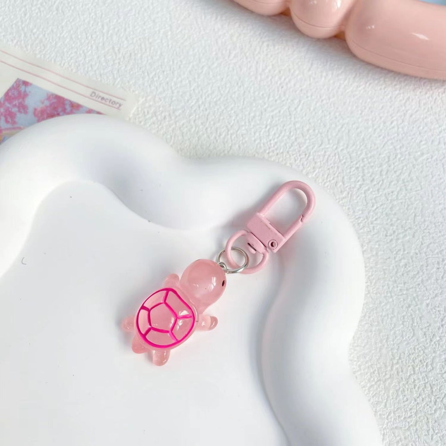 Kawaii Turtle Keychain Charm Jelly Acrylic Sea Turtle Bag Clip, Cute Key Ring for Backpacks, Totes, and Phone Cases