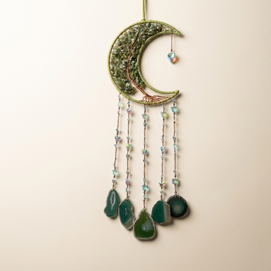 Crystal Moon Dreamcatcher Wind Chime - Kawaii Crescent Sun Catcher with Natural Stone Agate - Boho Wall Hanging for Gaming Room Bedroom - Aesthetic Window Decor for Gamer Girls