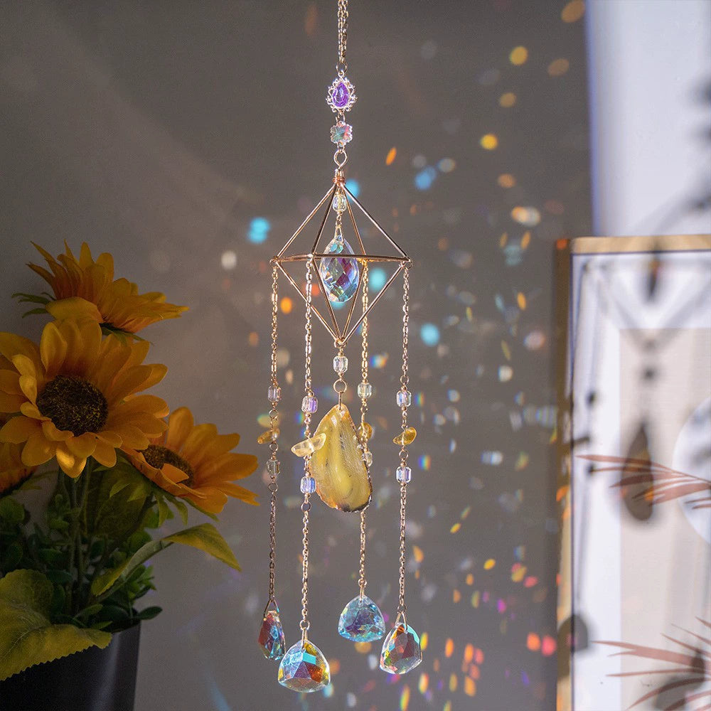 Crystal Moon Dreamcatcher Wind Chime - Kawaii Crescent Sun Catcher with Natural Stone Agate - Boho Wall Hanging for Gaming Room Bedroom - Aesthetic Window Decor for Gamer Girls