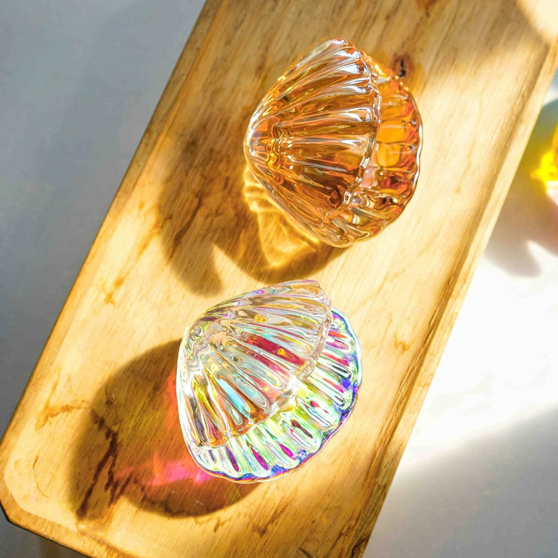 Crystal Pearl Shell Ornament - Kawaii Mini Glass Clam with Pearl for Gaming Desk Decor - Aesthetic Mermaid Seashell Decoration - Cute Vanity Accessories Gift for Gamer Girls