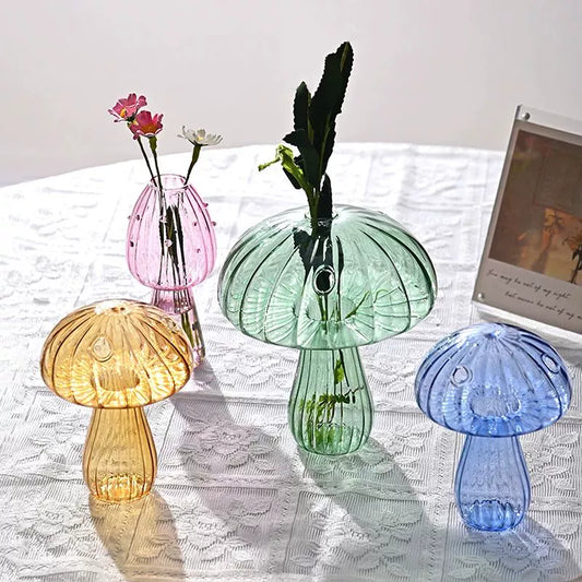 Kawaii Mushroom Glass Vase - Cute Hydroponic Flower Holder for Gaming Desk Decor - Aesthetic Transparent Fairy Vase - Cottage Core Desktop Planter for Gamer Girls