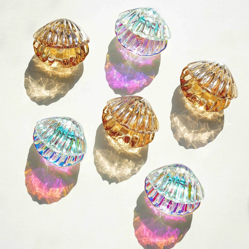 Crystal Pearl Shell Ornament - Kawaii Mini Glass Clam with Pearl for Gaming Desk Decor - Aesthetic Mermaid Seashell Decoration - Cute Vanity Accessories Gift for Gamer Girls