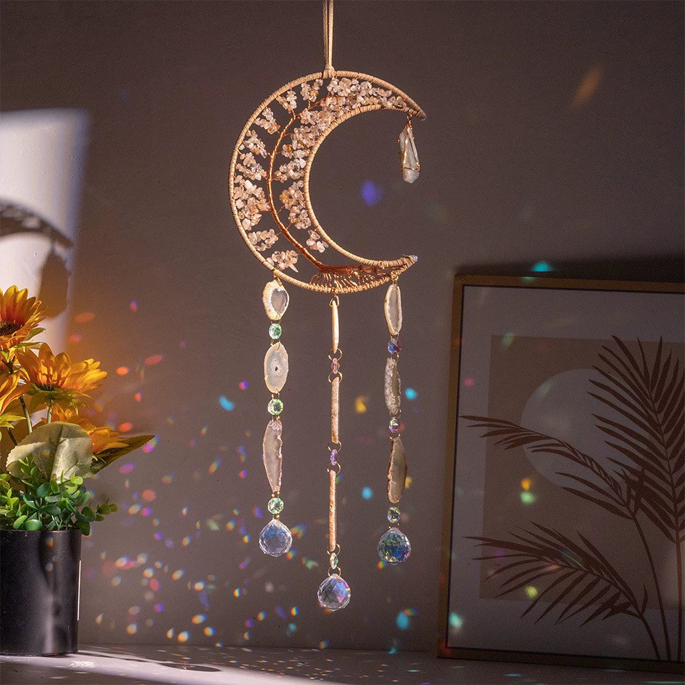 Crystal Moon Dreamcatcher Wind Chime - Kawaii Crescent Sun Catcher with Natural Stone Agate - Boho Wall Hanging for Gaming Room Bedroom - Aesthetic Window Decor for Gamer Girls